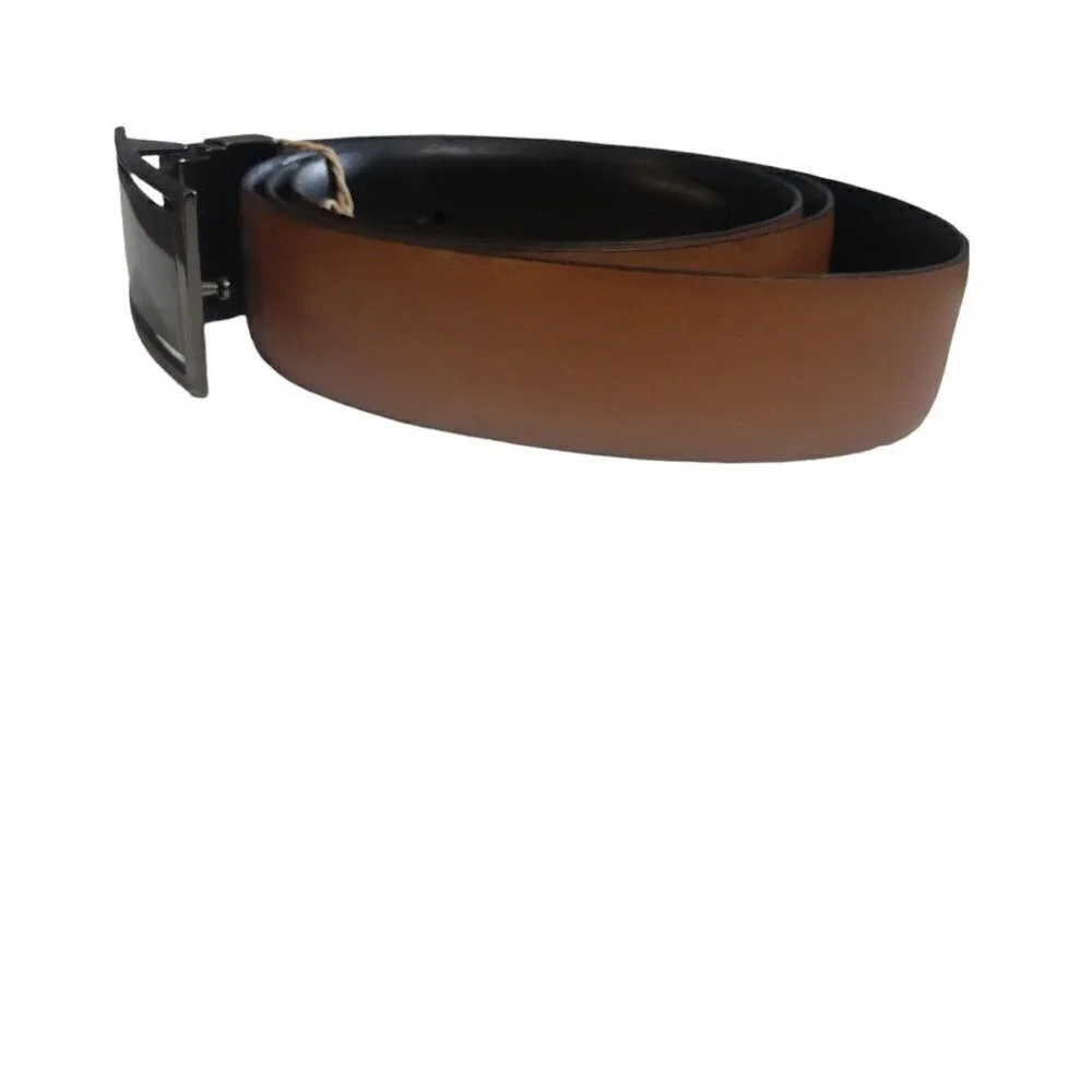 Alfani Men's Reversible Leather Belt.  Size 44. New Without Tags.